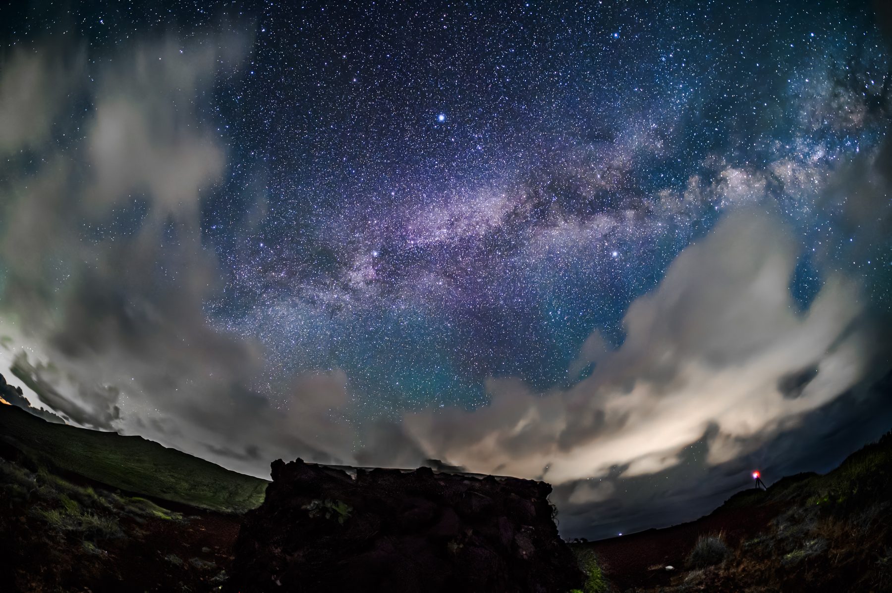 Cosmic Scale — starscape by Aliace Uesan